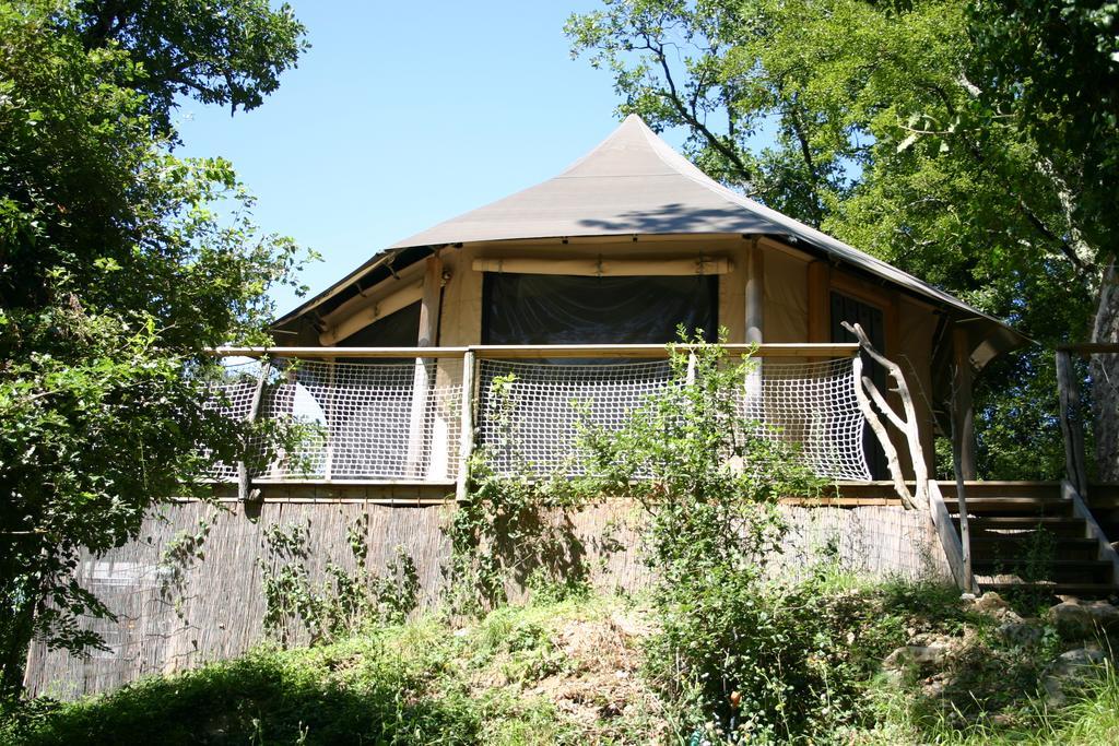 Prehistoric Lodge Vallon-Pont-dʼArc Esterno foto