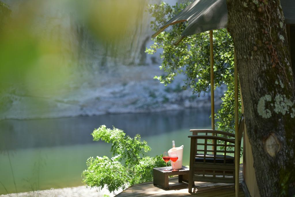 Prehistoric Lodge Vallon-Pont-dʼArc Esterno foto